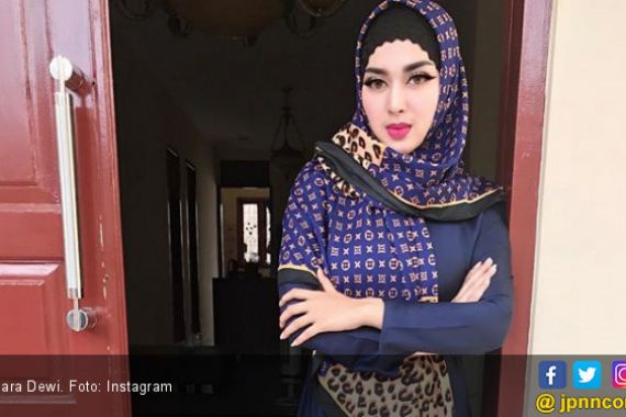 Tiara Dewi Unggah Aktivitas Ngaji, Netizen: tuh mau Copot - JPNN.COM