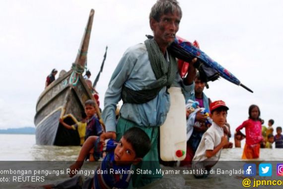 Lari dari Persekusi, Muslim Rohingya Malah Kena Hukuman Cambuk di Malaysia - JPNN.COM