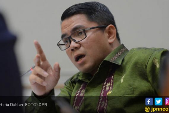 Please, Husnuzan Saja soal Keputusan Jokowi Kucurkan THR PNS - JPNN.COM
