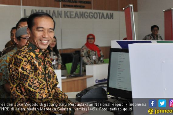 Jokowi: Mau Gado-gado, Baca Buku, Tinggal Klik - JPNN.COM