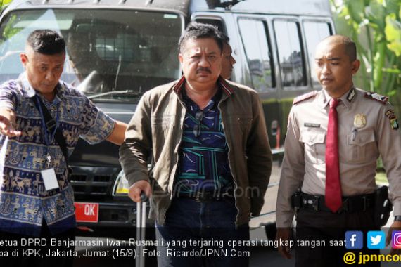 Tiba di KPK, Hasil OTT di Banjarmasin Ogah Bicara - JPNN.COM