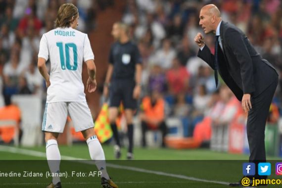Sudah 2 Kali Zinedine Zidane Marah di Ruang Ganti Madrid - JPNN.COM