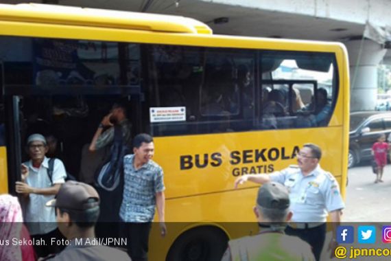 Kecelakaan Pelajar Meningkat, Dana Bus Gratis Malah Dihapus - JPNN.COM