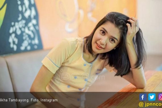 Ingin Fokus Berkarier, Mikha Tambayong Terpaksa Tunda Kuliah - JPNN.COM