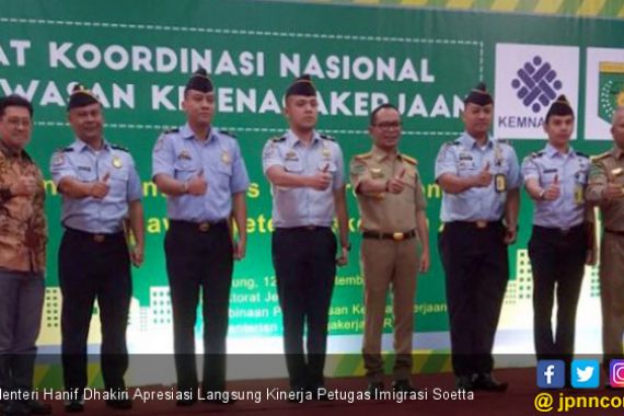 Menaker Beri Apresiasi untuk Petugas Imigrasi Bandara Soetta - JPNN.COM