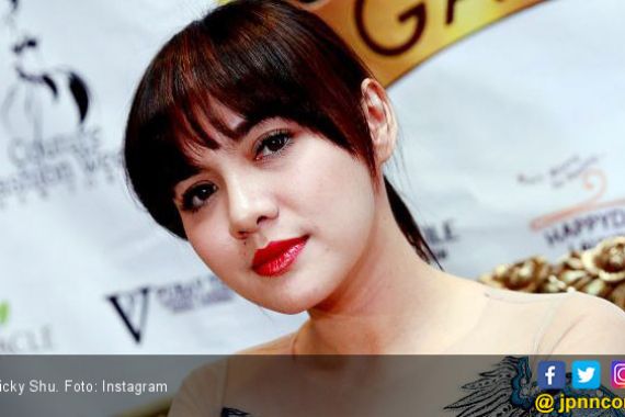 Vicky Shu Tak Nyaman Anggota Tubuhnya Dikomentari Miring - JPNN.COM
