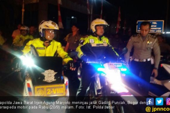 Kapolda Tinjau Jalur Gadog-Puncak dengan Bersepeda Motor - JPNN.COM