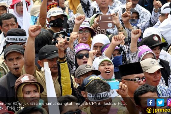 Jika Diangkat CPNS, Jangan Lupa Pilih Pak Jokowi ya, Takbir! - JPNN.COM