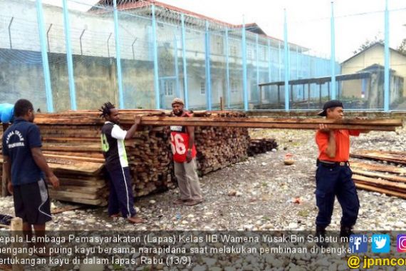 Yusak Bin Sabetu Memimpin Lapas Wamena dengan Cara Sederhana - JPNN.COM