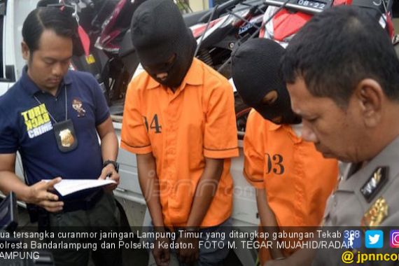 Edan, Dua Remaja Ini sudah Curi Kendaraan Bermotor 96 Kali - JPNN.COM