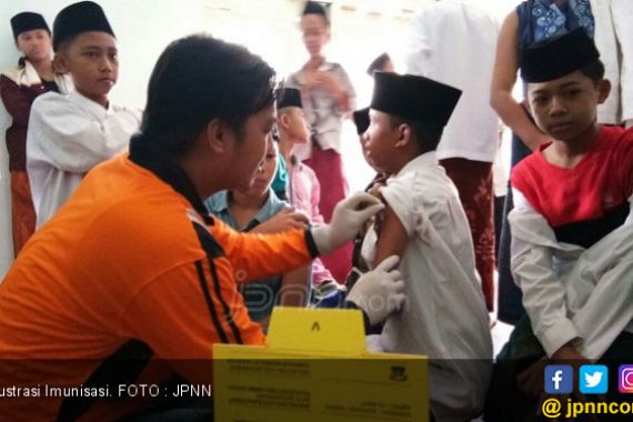 Kabupaten Bekasi Targetkan 1,1 Juta Warga Vaksin Difteri - JPNN.COM
