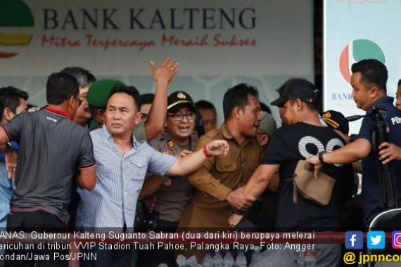 Kronologis Insiden di Tribun VVIP Kalteng Putra vs Persebaya - JPNN.COM
