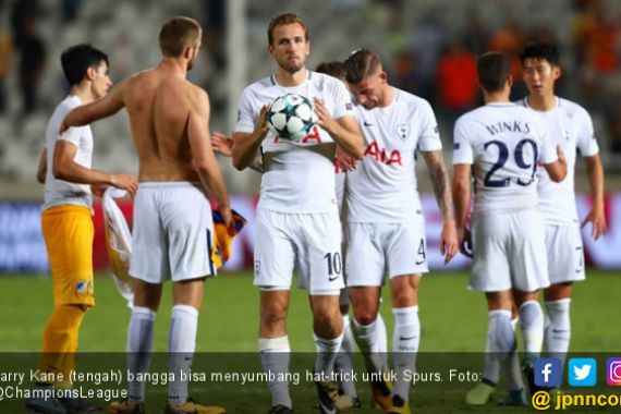 Harry Kane Bawa Pulang Bola Duel APOEL vs Tottenham Hotspur - JPNN.COM