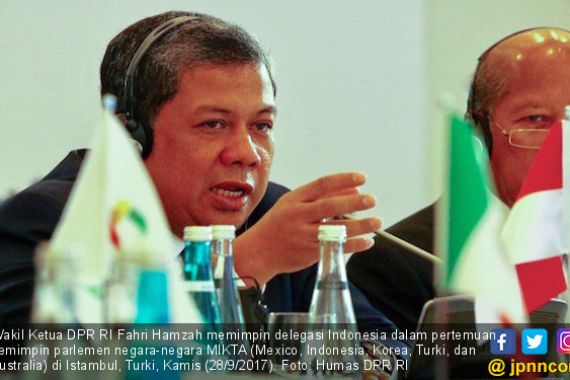 Fahri Hamzah: Perlu Membuat UU Pengungsi dan Pencari Suaka - JPNN.COM