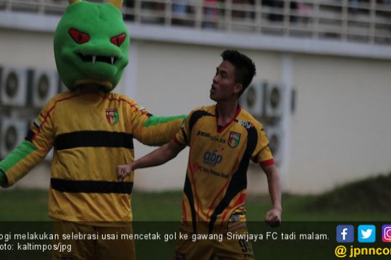 Tumbangkan Sriwijaya FC, Mitra Kukar Mantap Menatap Gresik - JPNN.COM