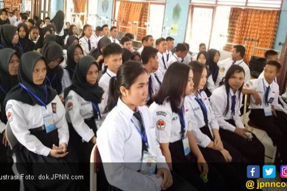 1.000 Pendaftar Mahasiswa Baru Polteknaker Ujian TPA - JPNN.COM