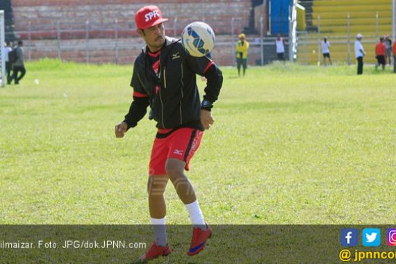 Ini Alasan Manajemen Semen Padang FC Pecat Nilmaizar - JPNN.COM