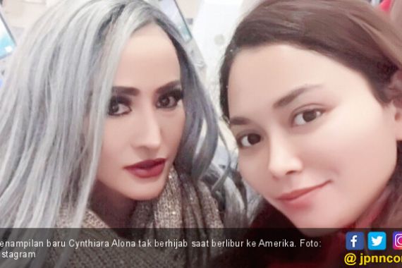 Berlibur ke Amerika, Cynthiara Alona Kok Lepas Hijab?  - JPNN.COM