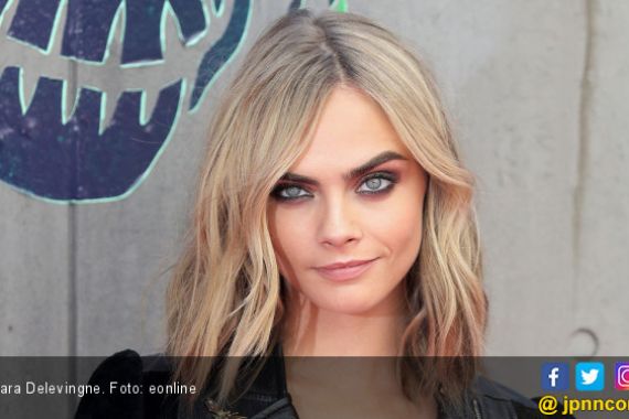 Cara Delevingne: Ada Sesuatu yang Gelap Dalam Diri Saya - JPNN.COM