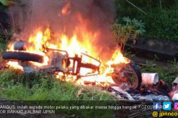 Mencuri Rokok, Muka Bonyok, Motor Dibakar - JPNN.COM