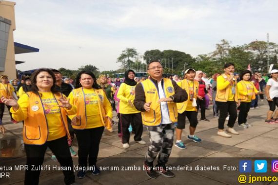 Akhir Pekan, Ketua MPR Zumba Bareng Penderita Diabetes - JPNN.COM