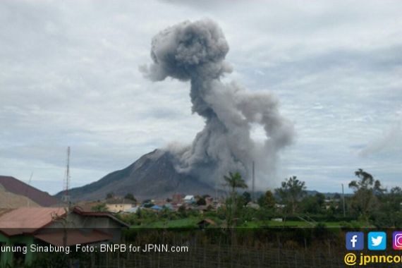 Gunung Sinabung Meletus Lagi - JPNN.COM