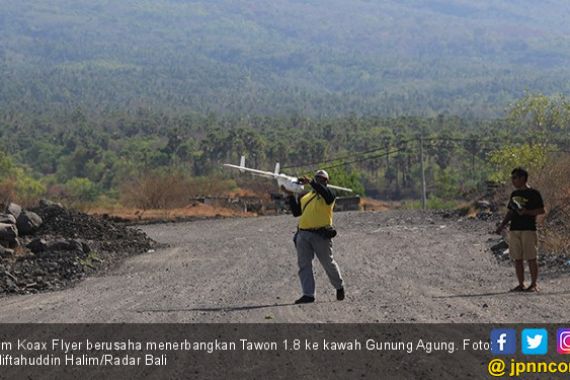 Penerbangan Drone ke Kawah Gunung Agung Gagal Maning - JPNN.COM