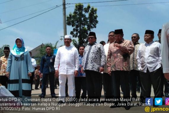Oesman Sapta Meresmikan Masjid Bait Nusantara di Bogor - JPNN.COM