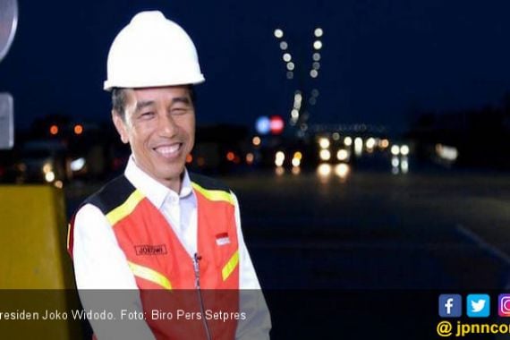 Jokowi Tegaskan Penerapan e-Toll untuk Perbaiki Pelayanan - JPNN.COM