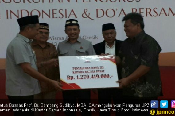 Jadi UPZ Baznas, Semen Indonesia Berzakat Rp 1,27 Miliar - JPNN.COM