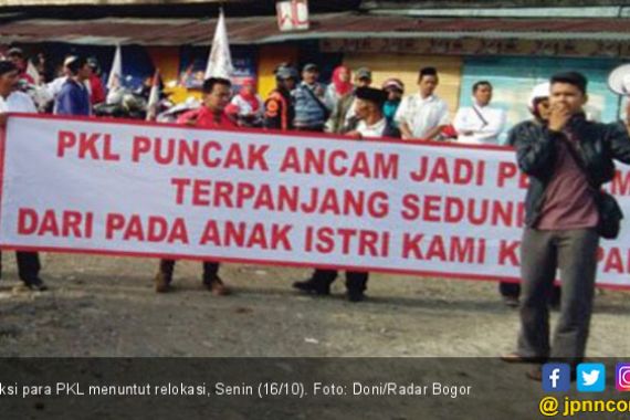 PKL Puncak Ancam jadi Pengemis Terpanjang di Dunia - JPNN.COM