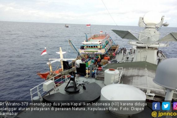 KRI Wiratno-379 Tangkap 2 Kapal Ikan Indonesia - JPNN.COM