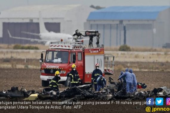 F-18 Terbakar Saat Lepas Landas, Pilot Tewas - JPNN.COM