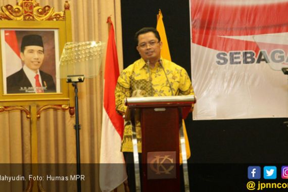 Masyarakat Makin Cinta Pancasila, Wakil Ketua MPR Bangga - JPNN.COM