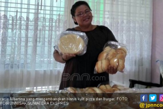 Tekuni Bisnis Kulit Pizza dan Burger, Gracia Kewalahan - JPNN.COM