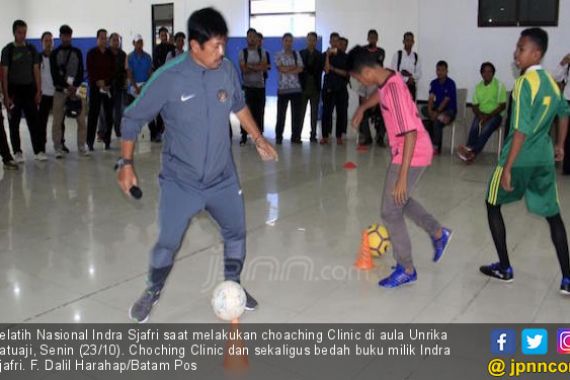 Kemajuan Sepak Bola Nasional Tergantung Pelatih Usia Dini - JPNN.COM