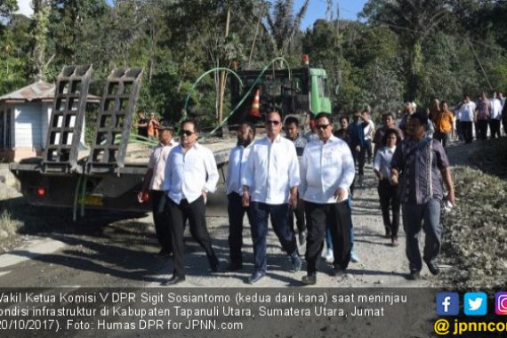 Komisi V DPR Tinjau Kondisi infrastruktur Kabupaten Taput - JPNN.COM