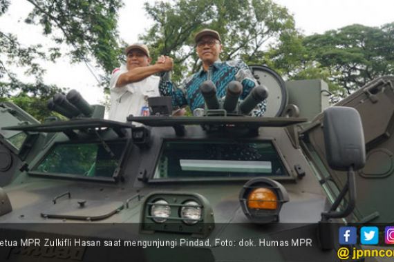 Jangan Sampai Industri Senjata Indonesia Dikuasai Asing - JPNN.COM