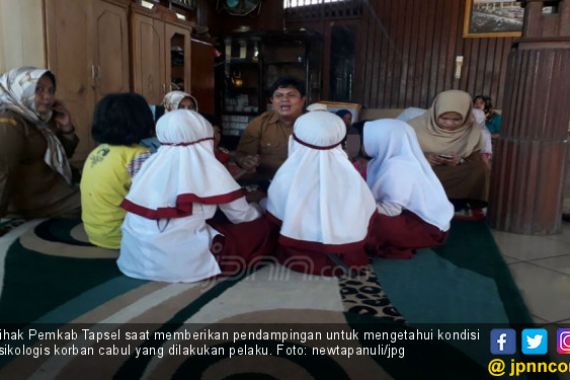 Terungkap, Korban Cabul Karyawan Itu sudah Sembilan Anak - JPNN.COM