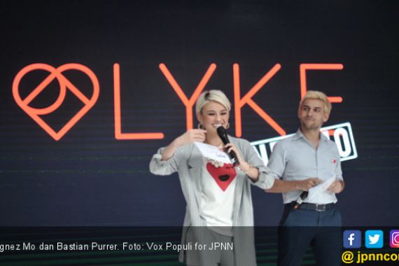 Gagas LYKE, Agnez Mo Makin Eksis di Industri Fashion - JPNN.COM