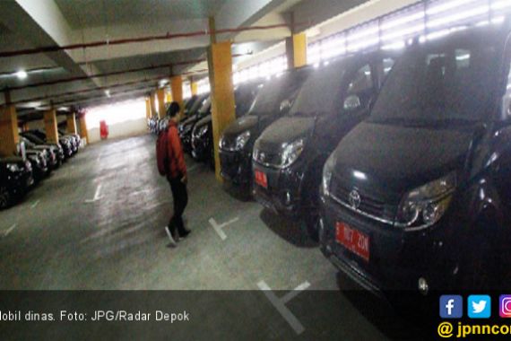 Puluhan Mobil Bekas Anggota Dewan Dilimpahkan ke Camat - JPNN.COM