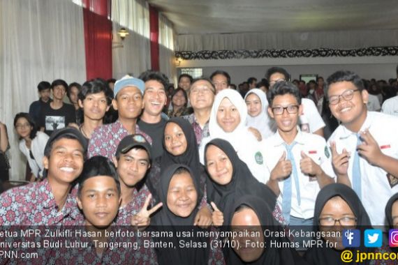 Ketua MPR: Selain Pintar, Mahasiswa Juga Harus Berbudi Luhur - JPNN.COM