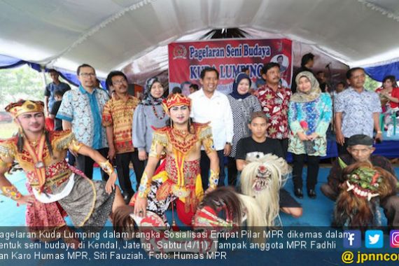 MPR Apresiasi Pagelaran Kuda Lumping di Siboli - JPNN.COM