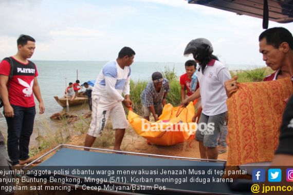 Pemancing Tewas Tenggelam di Perairan Tanjung Buntung - JPNN.COM
