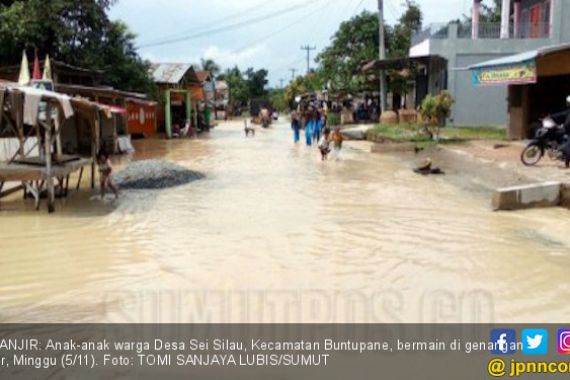 Banjir, Ratusan Rumah Terendam di Asahan - JPNN.COM