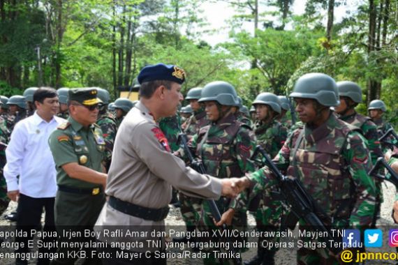 TNI dan Polri Gelar Operasi Pengejaran KKB di Tembagapura - JPNN.COM