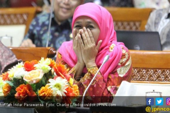 Kesaksian Gubernur Khofifah di Sidang Suap Jabatan Kemenag - JPNN.COM