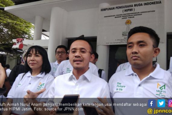 Pria Berlatar Santri dan Dokter Ini Nyalon Ketua HIPMI Jatim - JPNN.COM