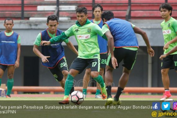 Dipersulit Dispora Surabaya, Persebaya Gagal Latihan di GBT - JPNN.COM