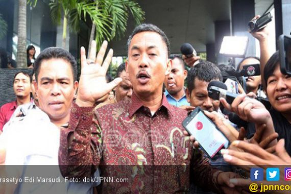 Jokowi Tak Ada Beban Lagi, Siapa yang Tidak Layak Pasti Kena Sikat - JPNN.COM